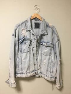 ZARA デニムジャケット バラ刺繍 ダメージ加工 Lサイズのサムネイル
