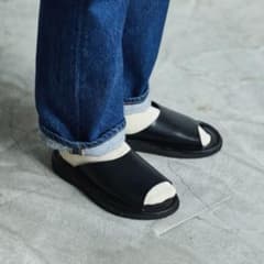 keese レザーサンダル　スリッポンのサムネイル
