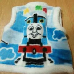 新品　トーマス♡ベストのサムネイル