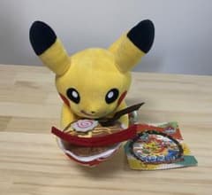 ポケモン ＷCS 2023横浜限定 ピカチュウ ラーメンぬいぐるみのサムネイル