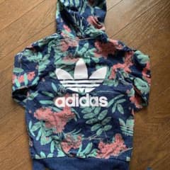adidas♡100センチ♡セットアップ！のサムネイル