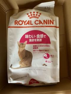 ロイヤルカナン 食事にこだわりのある  成猫用  4kgのサムネイル