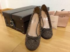 新品　レア品　アライア　ALAÏA カットワークスエードパンプス 送料込