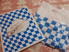 キスマイツアーTシャツ&パンフレットのサムネイル