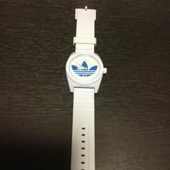 adidas 時計のサムネイル