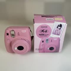 FUJIFILM instax mini 8+ 本体 ストロベリー ジャンク品 - メルカリ