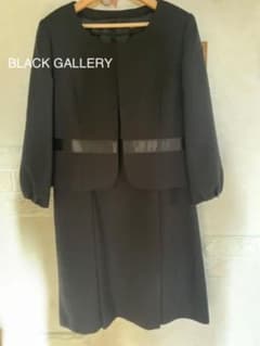 BLACK GALLERY セレモニースーツ　卒業式　ノーカラーのサムネイル