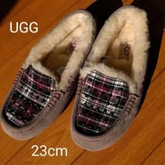 アグ　UGGのサムネイル