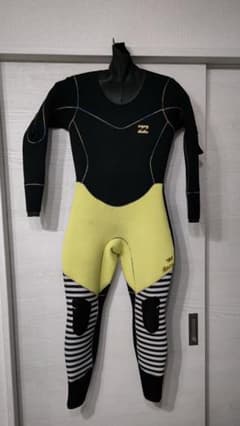 【最終値下げ!!】BILLABONG レディースオーダーウェットスーツのサムネイル