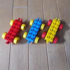 LEGO Duplo 車両ベース 3台セットのサムネイル
