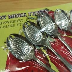 ステンレス製　イチゴスプーン　昭和レトロのサムネイル