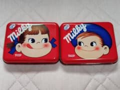 ペコちゃん　ポコちゃん　缶　レトロのサムネイル