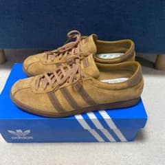 adidas スニーカー タバコグルーエンのサムネイル