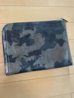 aniary アニアリ レザークラッチバッグ カモフラのサムネイル