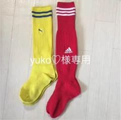 アディダスのサムネイル