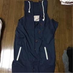 新品薄手パーカーのサムネイル