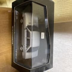 ポルシェ911RSとaudi100の銀色のやつです。値段交渉します！のサムネイル