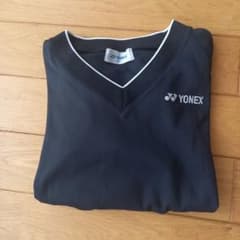 ゆほさん専用♪YONEX　140センチ　長袖　バドミントン　テニスのサムネイル
