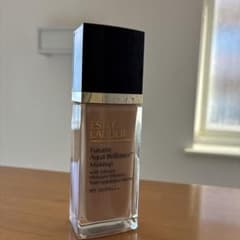 Estee Lauder リキッドファンデーション【残量9割】のサムネイル