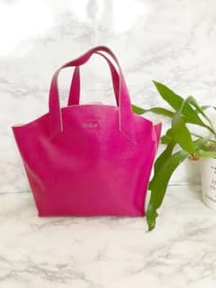FURLA トートバッグのサムネイル