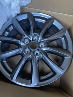 マツダ3 純正ホイール新品4本　MAZDAのサムネイル
