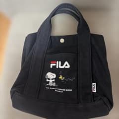 FILA スヌーピー コラボ トートバッグ ブラックのサムネイル
