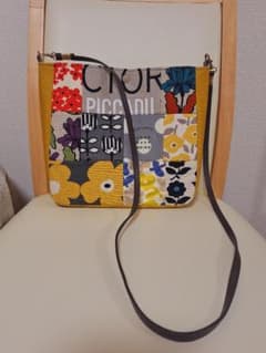 花柄 パッチワーク ショルダーバッグ　ハンドメイドのサムネイル