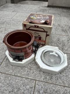 。【昭和レトロ】マルビシ スローポット ミニ 電気陶器鍋 レシピ・説明書付きのサムネイル
