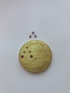 ゴールドコイン 赤い石5個付き 金貨 メダル レプリカのサムネイル
