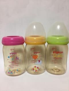 ピジョン 母乳実感 哺乳瓶のサムネイル