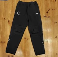adidas 黒 ロングパンツ140のサムネイル