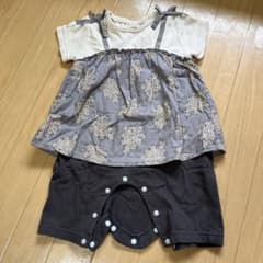 テータテート　花柄　ロンパース　バースデイのサムネイル
