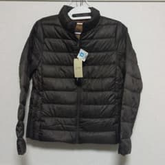 最終値下げ　ダウン新品未使用　購入価格4980円のサムネイル