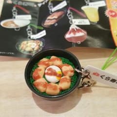 くら寿司びっくらポン ふぐ唐揚げ丼のサムネイル