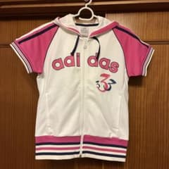 レアなアディダス半袖パーカーのサムネイル