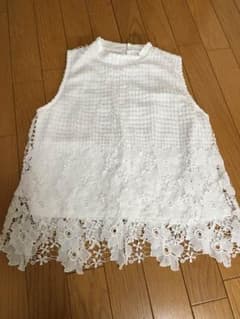 ホワイトレーストップス♡のサムネイル