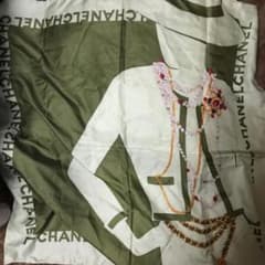 CHANEL 大判スカーフのサムネイル