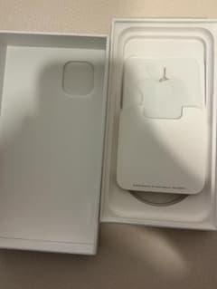 【空箱のみ】Apple iPhone 11 128GB ホワイト 箱のみのサムネイル