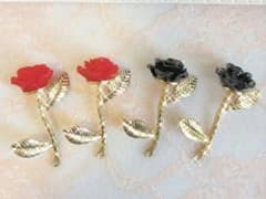 red＆black 薔薇チャーム4個ゴールドのサムネイル