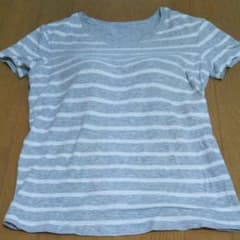 カップ付きTシャツのサムネイル