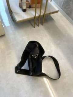 【PRADA】ショルダーバック　［正規品］のサムネイル