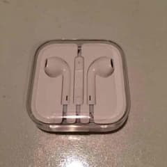 正規品 iPhone５Sイヤホンのサムネイル
