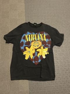 ニルヴァーナ　ハートシェイプドボックスTシャツのサムネイル