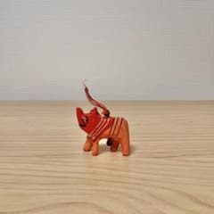 会津 赤べこ｜郷土玩具｜縁起物｜民芸品ミニ置物 - メルカリ