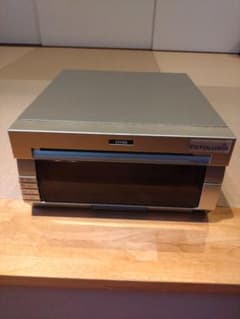【業務用】DNP 大日本印刷 昇華型 フォトプリンター DS80 業務用】DNP 大日本印刷 昇華型 フォトプリンター DS80 - メルカリ