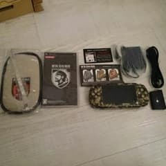 【美品】メタルギアPORTABLE  OPS PREMIUM PACKのサムネイル