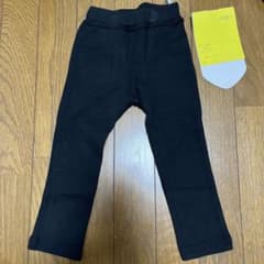 新品タグ付 西松屋 ストレッチパンツのサムネイル