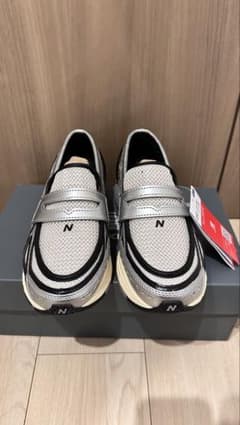New Balance U1906LOB SILVERのサムネイル