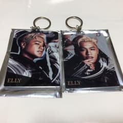 ELLY フォトキーホルダーA 2点セットのサムネイル
