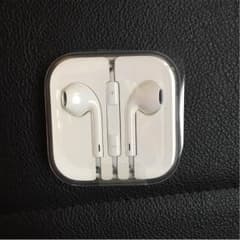 iPhone 純正 イヤホンのサムネイル